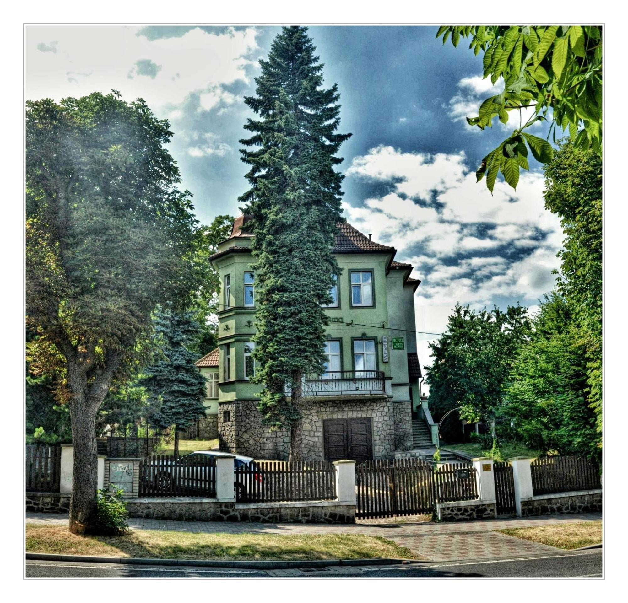 Hotel Green House Теплице Екстериор снимка